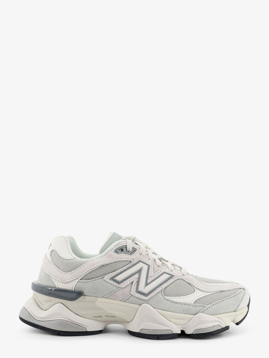 U90602 mesh and suede sneakers with embroidered logo