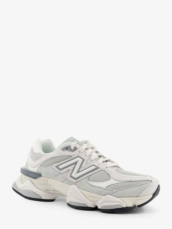 U90602 mesh and suede sneakers with embroidered logo