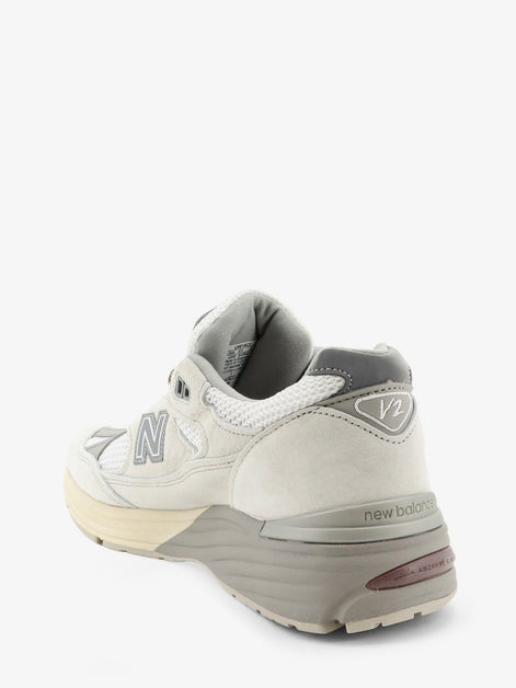 New Balance U991 sneaker in mesh and suede