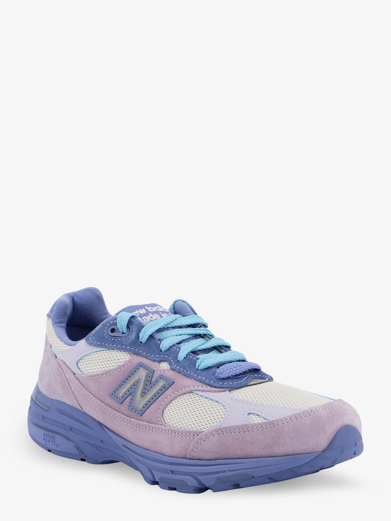 U9935 mesh and suede sneakers