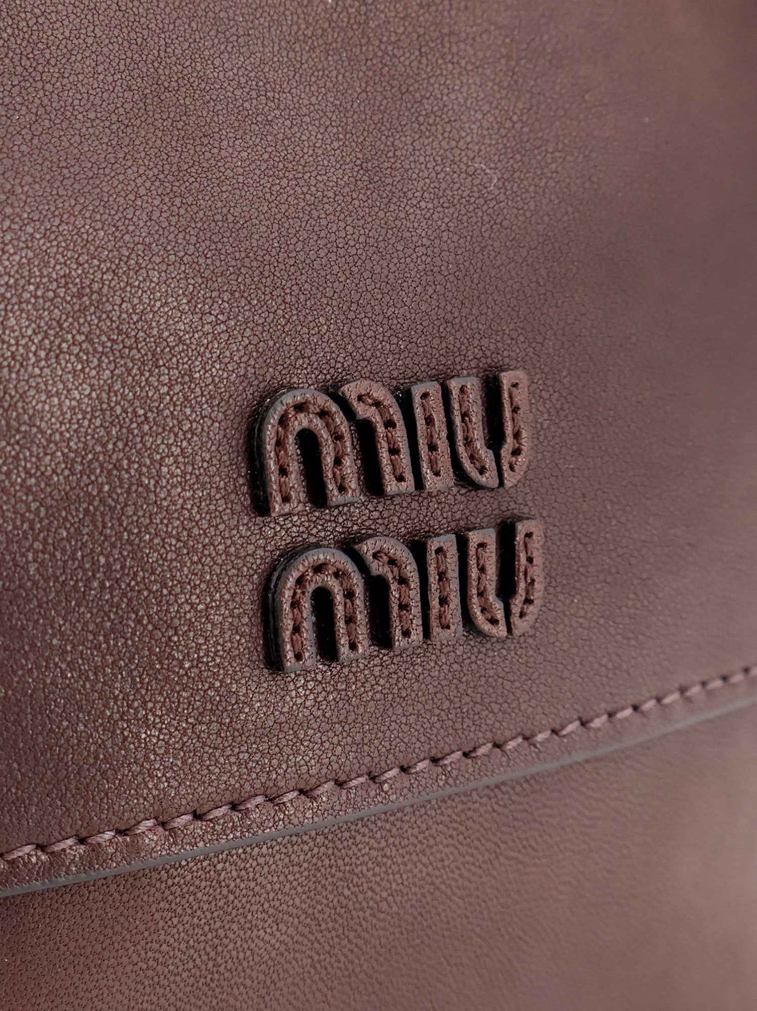 Utilitaire leather crossbody bag