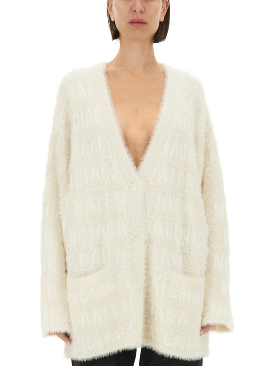 V-NECK CARDIGAN