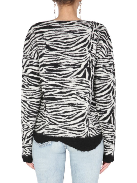 V-NECK SWEATER