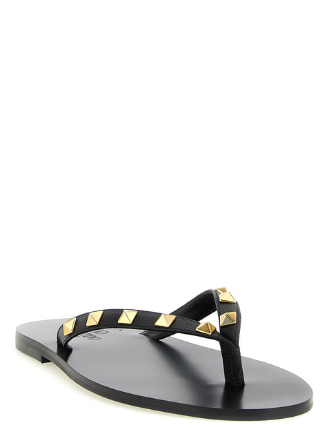 Valentino Garavani 'Thong Rockstud' sandals