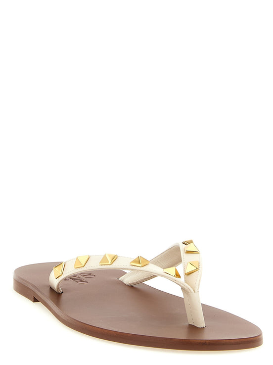 Valentino Garavani 'Thong Rockstud' sandals