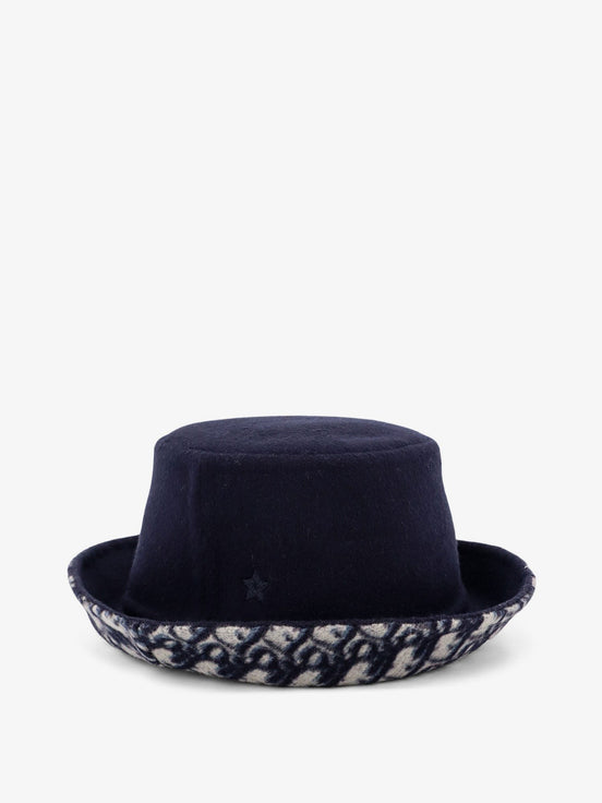 Virgin wool and silk cloche
