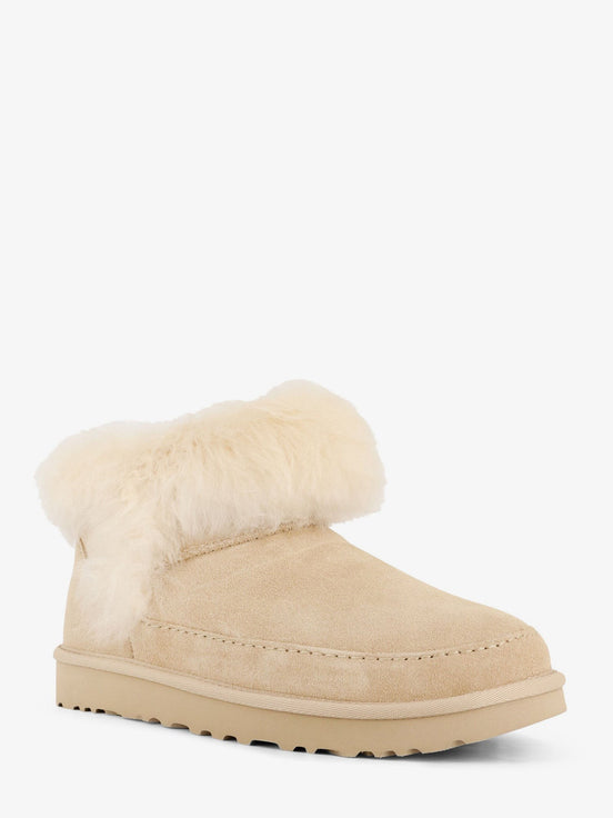 Ugg W Classic Ultra Mini suede boots