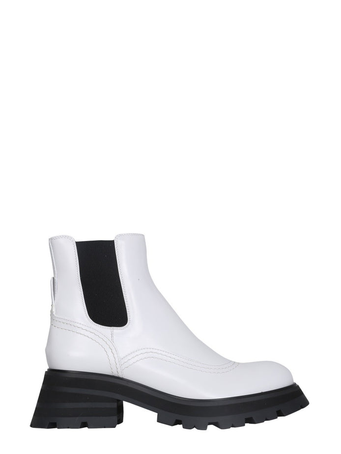 WANDER CHELSEA BOOTS