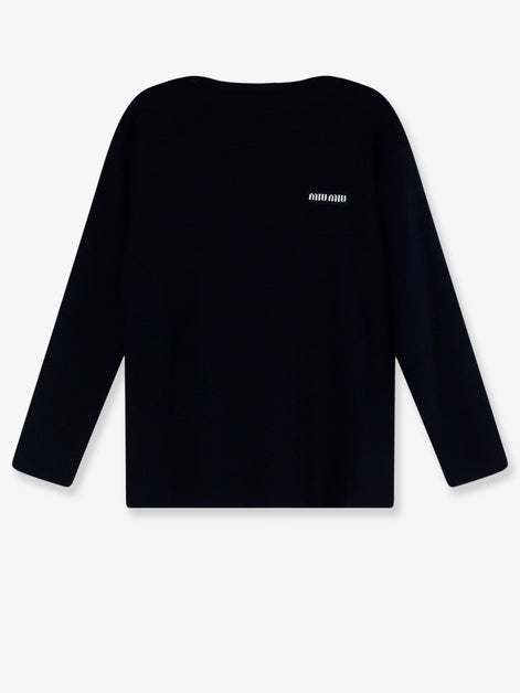 Boat neck sweater